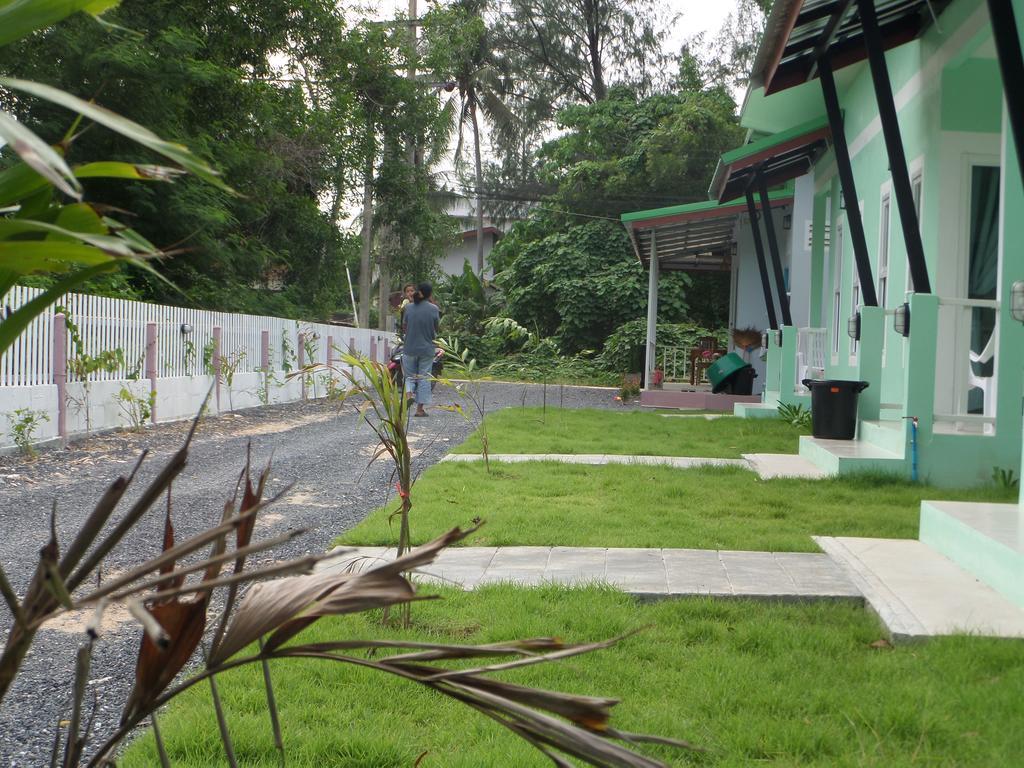 Lanta Triple Novel Hotel Ko Lanta Екстериор снимка