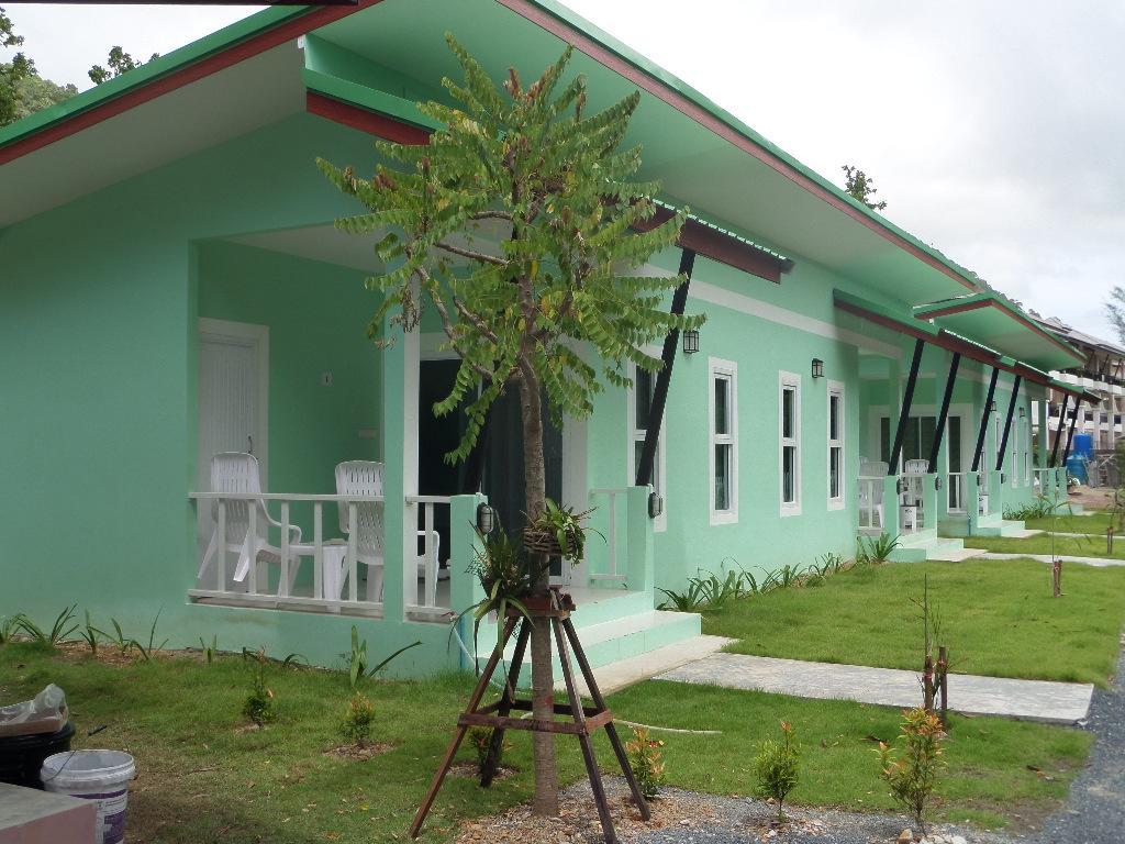 Lanta Triple Novel Hotel Ko Lanta Екстериор снимка