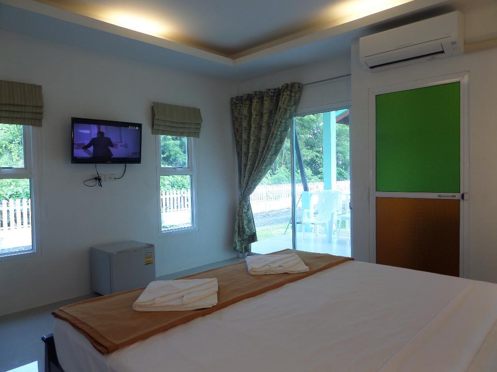 Lanta Triple Novel Hotel Ko Lanta Екстериор снимка