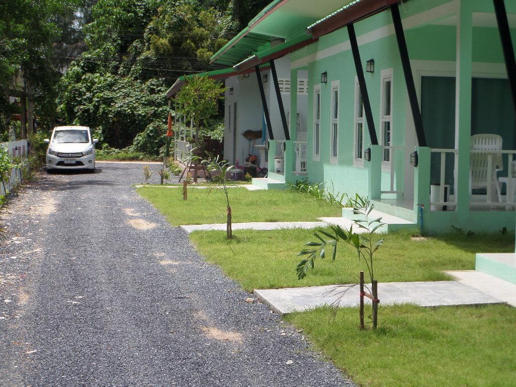 Lanta Triple Novel Hotel Ko Lanta Екстериор снимка