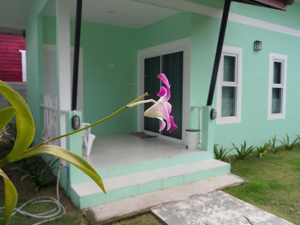 Lanta Triple Novel Hotel Ko Lanta Екстериор снимка