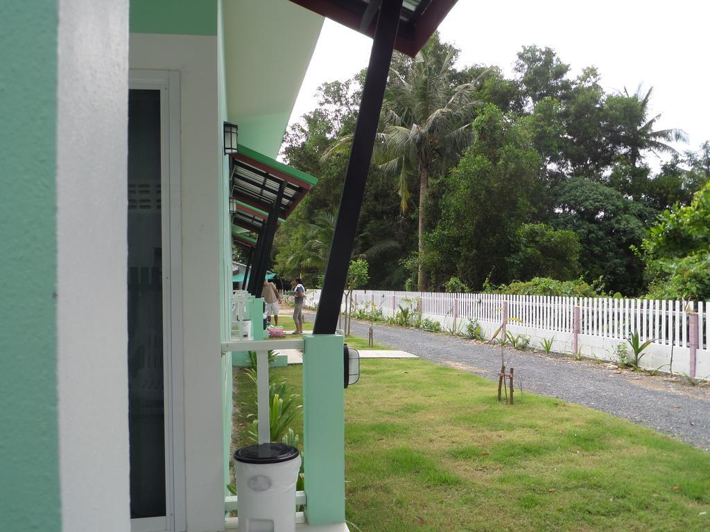 Lanta Triple Novel Hotel Ko Lanta Екстериор снимка