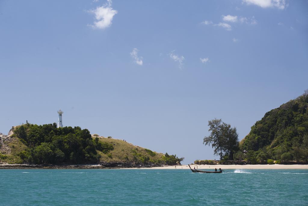 Lanta Triple Novel Hotel Ko Lanta Екстериор снимка