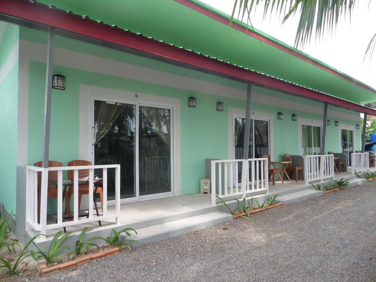 Lanta Triple Novel Hotel Ko Lanta Екстериор снимка
